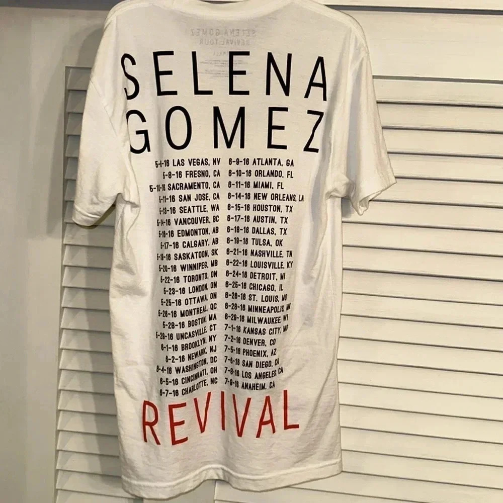 2016 Selena Gomez Revival Tour concert merch unisex 100% cotton tshirt size XS